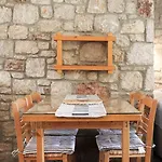 Tropical Garden Rhodes Апартаменты Фалираки