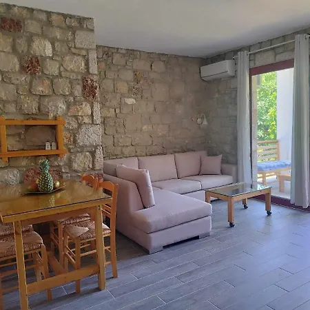 Tropical Garden Prime Apartment Faliraki