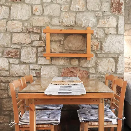 Tropical Garden Prime Apartment Faliraki